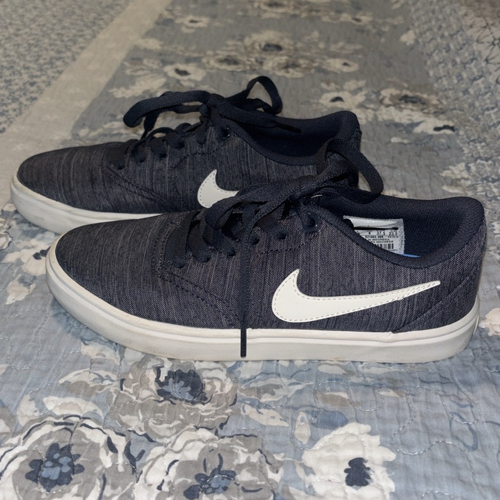 Nike SB Solarsoft Canvas size 6.5
